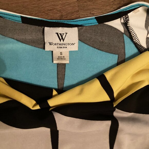Worthington Colorful Geometric Stretch Top - Picture 2 of 4